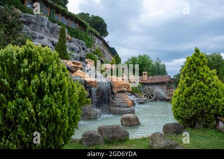 Gerze est une ville et un district de la province de Sinop dans la région de la mer Noire de Turquie. Il a un parc abeutiful. Date de visite est 17 jıly 2021. Banque D'Images