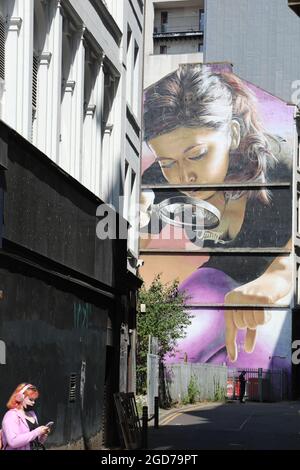 Miel I rétréci les enfants l'art inspiré par Sam Bates connu sous le nom de smug à Glasgow Banque D'Images