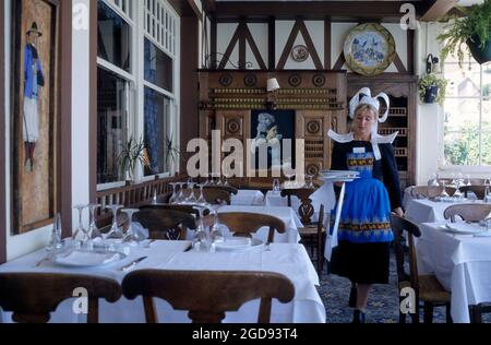 FRANCE. ILLE-ET-VILAINE (35) CÔTE D'EMERAUDE BORD DE MER. VILLE DE DINARD. RESTAURANT DE L'HÔTEL PRINTANIA Banque D'Images