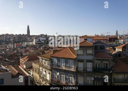 PORTO, PORTUGAL - 08 août 2019 : le paysage urbain de Porto au Portugal Banque D'Images