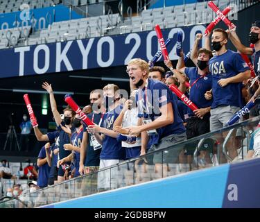 Tokyo, Kanto, Japon. 1er août 2021. Les membres de l'équipe USA applaudissent lors des Jeux Olympiques d'été de Tokyo 2020 au Tokyo Aquatics Center. (Image de crédit : © David McIntyre/ZUMA Press Wire) Banque D'Images