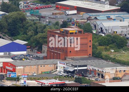 L'une des nombreuses vues sur le centre-ville de Leeds depuis le sommet du plus haut bâtiment du Yorkshire, « Altus House » Banque D'Images