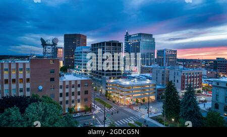 le centre-ville de boise quand le soleil se couche. Banque D'Images