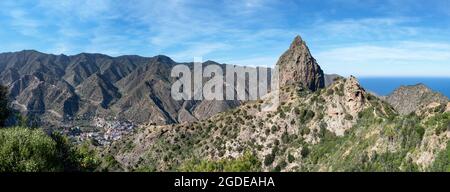 Paysage panoramique de la Gomera - montagnes à Roque El Cano au-dessus de Vallehermoso Banque D'Images