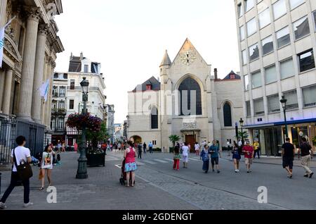 Église Saint-Nicolas dans le centre de Bruxelles, Belgique. Banque D'Images