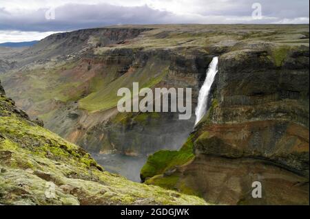 Háifoss, la quatrième plus haute cascade d'Islande Banque D'Images