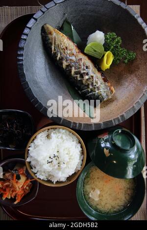 Maquereau avec riz cuisine japonaise Banque D'Images