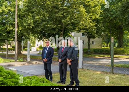 Bernd Lange, Pfarrer Andreas Bertram, Dr. Michael Wieler , 13 ans. Août 2021 avec an den Beginn des Baus der Berliner Mauer und die vollständige Schlie Banque D'Images