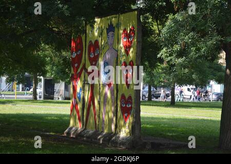 60e anniversaire de la construction du mur de Berlin - Leipziger Platz, Berlin, Allemagne - 13 août 2021. Banque D'Images