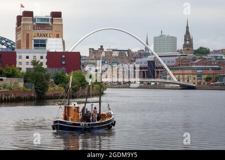 Bateau sur la rivière Tyne, Newcastle Banque D'Images