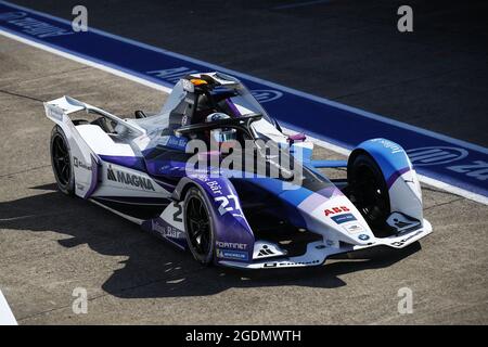 Berlin, Allemagne . 14 août 2021. 27 Dennis Jake (gbr), BMW i Andretti Motorsport, BMW IFE.21, action pendant l'ePrix de Berlin 2021, 8e rencontre du Championnat du monde de Formule E 2020-21, sur le circuit de rue de l'aéroport de Tempelhof du 14 au 15 août, à Berlin, Allemagne - photo Xavi Bonilla / DPPI crédit: Agence photo indépendante/Alamy Live News Banque D'Images