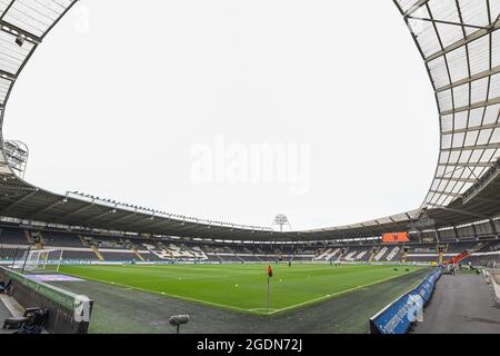 Les fans de Hull City commencent à arriver à l'extérieur du MKM Stadium, Banque D'Images