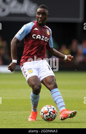 Watford, Royaume-Uni. 14 août 2021. Merveilleux Nakamba de Aston Villa en action pendant le jeu. Match de première ligue, Watford v Aston Villa au stade Vicarage Road à Watford le samedi 14 août 2021. Cette image ne peut être utilisée qu'à des fins éditoriales. Utilisation éditoriale uniquement, licence requise pour une utilisation commerciale. Aucune utilisation dans les Paris, les jeux ou les publications d'un seul club/ligue/joueur. photo par Steffan Bowen/Andrew Orchard sports photographie/Alay Live news crédit: Andrew Orchard sports photographie/Alay Live News Banque D'Images