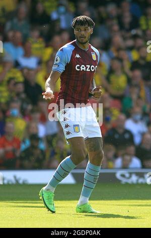 Watford, Royaume-Uni. 14 août 2021. Tyrone Mings d'Aston Villa en action pendant le jeu. Match de première ligue, Watford v Aston Villa au stade Vicarage Road à Watford le samedi 14 août 2021. Cette image ne peut être utilisée qu'à des fins éditoriales. Utilisation éditoriale uniquement, licence requise pour une utilisation commerciale. Aucune utilisation dans les Paris, les jeux ou les publications d'un seul club/ligue/joueur. photo par Steffan Bowen/Andrew Orchard sports photographie/Alay Live news crédit: Andrew Orchard sports photographie/Alay Live News Banque D'Images