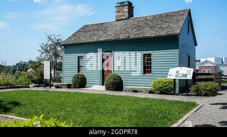 NORWALK, CONNECTICUT, États-Unis - le 14 AOÛT 2021 : Bureau du droit du gouverneur Fitch c 1740 situé dans le parc historique de Mill Hill Banque D'Images