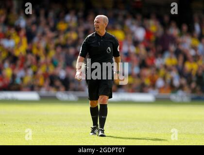 14 août 2021 ; Stade Vicarage Road, Watford, Herts, Angleterre ; Premier League football, Watford contre Aston Villa; arbitre Mike Dean Banque D'Images