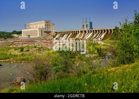 La centrale hydroélectrique de Manitoba Hydro à Seven Sisters, Manitoba, Canada. Banque D'Images