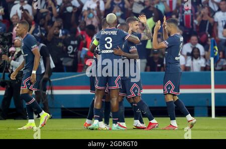 Mauro Icardi du PSG célèbre son but lors du championnat français Ligue 1 de football entre Paris Saint-Germain et RC Strasbourg le 14 août 2021 au stade du Parc des Princes à Paris, France - photo Jean Catuffe / DPPI Banque D'Images