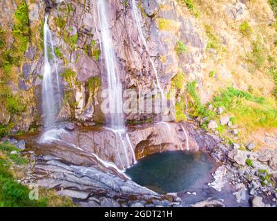 Belle chute d'eau TAC Tinh dans la province de Lai Chau nord du Vietnam Banque D'Images