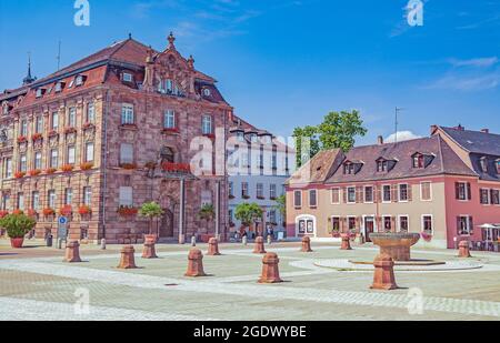 Speyer, vue sur Domplatz (place de la cathédrale) dans la ville, Rhénanie-Palatinat, en Allemagne Banque D'Images