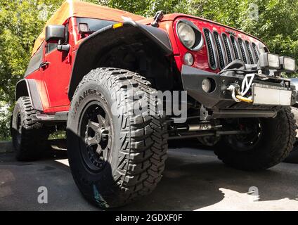 Jeep Wrangler par Chrysler prêt à l'emploi réglé sur mesure pour l'enduro extrême ou le trial off-roading Banque D'Images