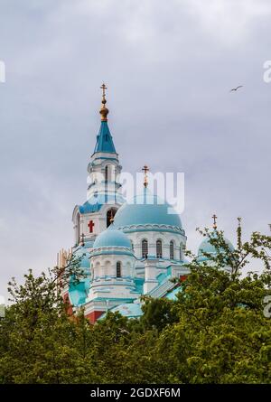 Cathédrale de Transfiguration du monastère de Valaam sur fond de ciel nuageux. Île de Valaam, Carélie, Russie Banque D'Images