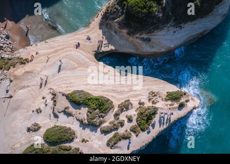 Vue de Kanali tou Erota - Canal d'Amour dans la colonie de Sidari dans la partie nord de l'île de Corfou, Grèce Banque D'Images