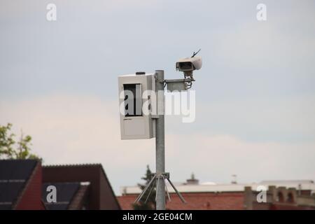 Caméra radar sur la route N207 à Waddinxveen aux pays-Bas, bon pour des millions d'amendes par an Banque D'Images