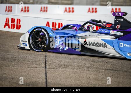 27 Dennis Jake (gbr), BMW i Andretti Motorsport, BMW IFE.21, action pendant l'ePrix de Berlin 2021, 8e rencontre du Championnat du monde de Formule E 2020-21, sur le circuit de rue de l'aéroport de Tempelhof du 14 au 15 août, à Berlin, Allemagne - photo Xavi Bonilla / DPPI Banque D'Images