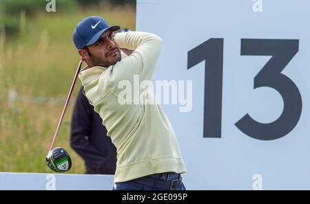 Le Shubhankar Sharma de l'Inde part au 13ème jour de l'Open de héros au parcours de golf Fairmont St Andrews, à St Andrews. Date de la photo : jeudi 5 août 2021. Banque D'Images