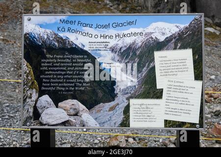 Gros plan du Conseil d'information, de la promenade du glacier François-Joseph, du parc national de Westland, de South Island, Nouvelle-Zélande Banque D'Images