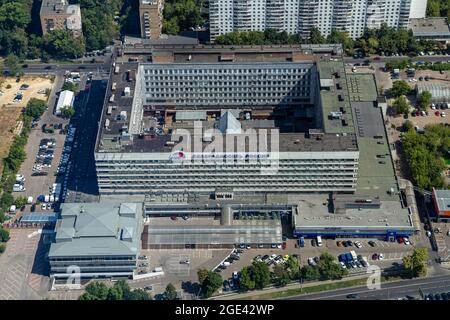 Vue aérienne spectaculaire (340 m) de Moscou, Russie. Vue depuis la tour de télévision d'Ostankino Banque D'Images