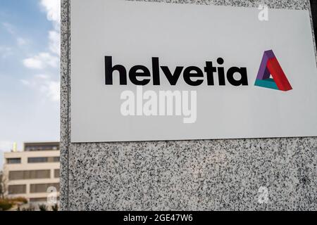 VADUZ, LIECHTENSTEIN - 28 MARS 2020 : Helvetia est passée de diverses compagnies d'assurance suisses et étrangères à un groupe d'assurance réussi. Banque D'Images