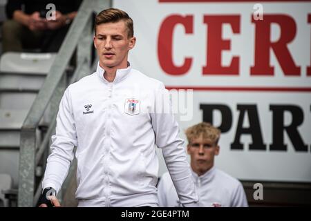 Aarhus, Danemark. 15 août 2021. Dawid Kurminowski d'AGF entre sur le terrain du 3F Superliga match entre Aarhus GF et le FC Copenhague au parc Ceres d'Aarhus. (Crédit photo : Gonzales photo/Alamy Live News Banque D'Images