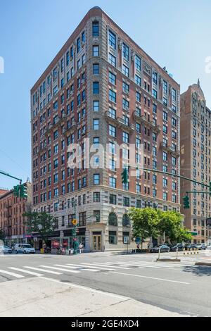 51 West 81st Street, alias la Galaxie, a été érigée en 1905. Il a été conçu par Frederick C. Brown dans le style Beaux-Arts. Le bâtiment fait partie de l'Upper Banque D'Images