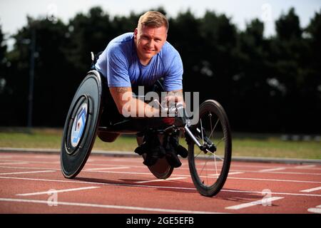 Photo du dossier datée du 24-08-2016 de David Weir de ParalympicsGB lors d'une séance photo au centre d'athlétisme et de conditionnement physique de Kingsmeadow, Kingston-upon-Thames. Date de publication : le mardi 17 août 2021. Banque D'Images