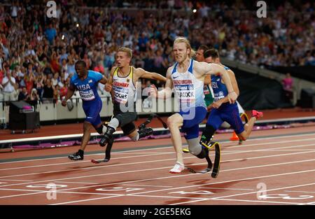 Photo du dossier datée du 16-07-2017, la victoire de Jonnie Peacock en Grande-Bretagne remporte le 100m T44 des hommes aux Championnats du monde d'athlétisme Para 2017. Date de publication : le mardi 17 août 2021. Banque D'Images