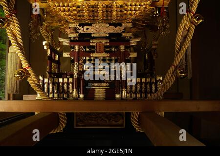 Nagano, Japon, 2021-12-08 , temple de Togakushi inférieur. Banque D'Images