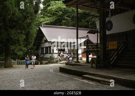 Nagano, Japon, 2021-12-08 , temple de Togakushi inférieur. Banque D'Images