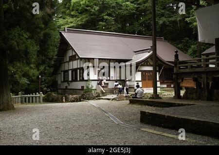 Nagano, Japon, 2021-12-08 , temple de Togakushi inférieur. Banque D'Images