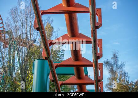 El Condor Vekoma SLC Rollercoaster Walibi Hollande pays-Bas Banque D'Images