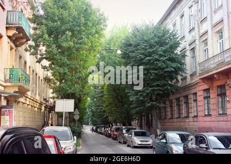 Lviv, Ukraine - 25 août 2018 : rue dans l'ancienne ville de Lviv Banque D'Images