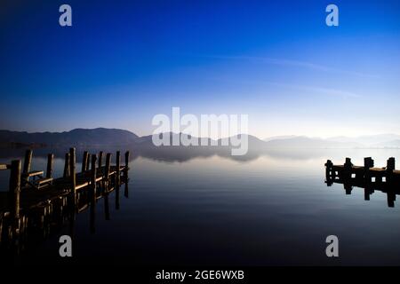 Sur les rives du lac Massaciuccoli à Torre Del Lago Puccini Italie Toscane Banque D'Images