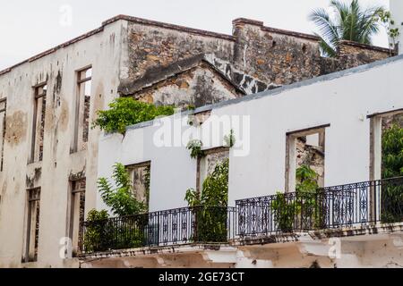 Bâtiments coloniaux en ruines à Casco Viejo (centre historique) à Panama City Banque D'Images