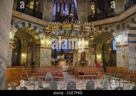 aachen - Der Aachener Dom, auch Hoher Dom zu Aachen, oder Aachener Marienkirche, ist die Bischofskirche des Bistums Aachen Banque D'Images