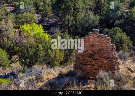 L'élégante maçonnerie en pierre des structures du château de Cutgorge à Hovenweep National Monument, Colorado, Etats-Unis Banque D'Images