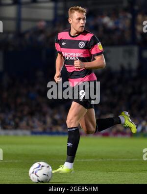 Portsmouth, Royaume-Uni. 17 août 2021. Sam Cosgrove (9) lors du match de la Sky Bet League 1 entre Portsmouth et Shrewsbury Town à Fratton Park, Portsmouth, Angleterre, le 17 août 2021. Photo de Lee Blease/Prime Media Images crédit: Prime Media Images/Alay Live News Banque D'Images