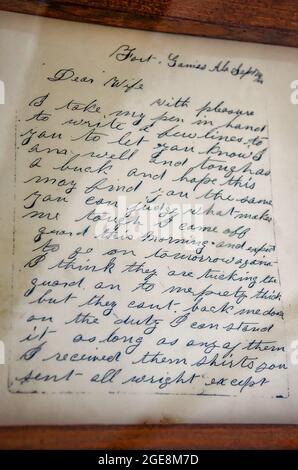 Une lettre de 1864 d'un soldat confédéré à son épouse est exposée au musée de fort gaines, le 12 août 2021, à Dauphin Island, Alabama. Banque D'Images