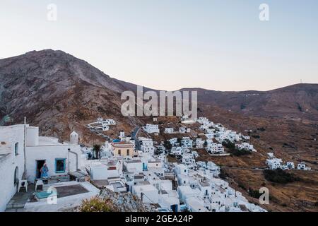 Vue sur Chora sur l'île de Serifos. Banque D'Images