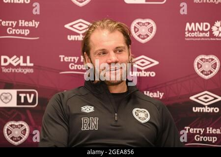 Sous embargo pour les journaux du dimanche 22 août 21 Oriam Sports Center Edinburgh.Scotland UK.13 août-21 Hearts Manager Robbie Neilson Press Conference for Scottish Premiership Match vs Aberdeen Credit: eric mccowat/Alay Live News Banque D'Images